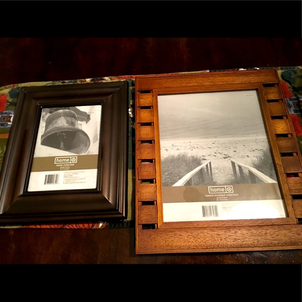 Picture frames-NWOT